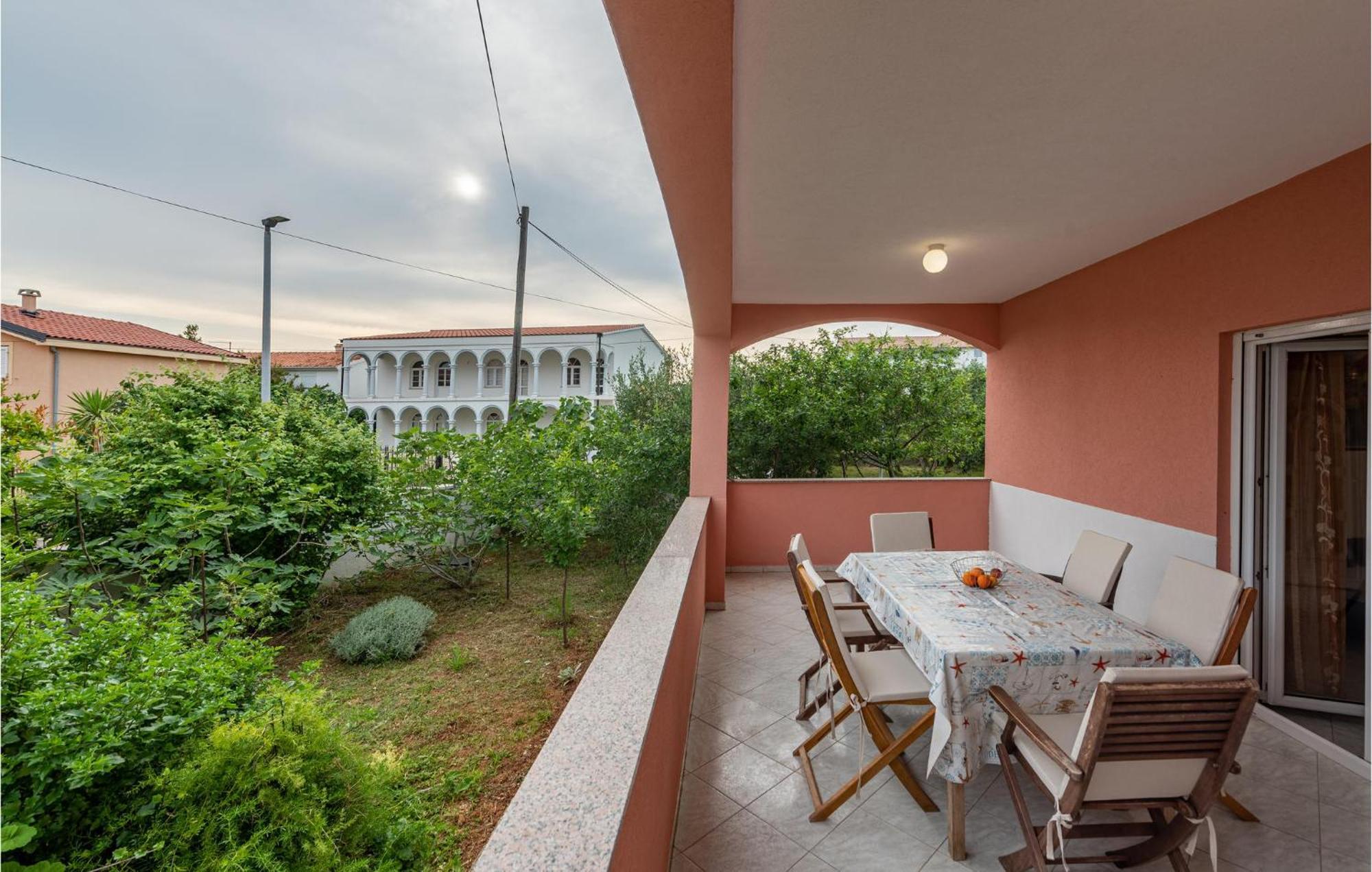 Lovely Apartment In Vir With Kitchen Esterno foto